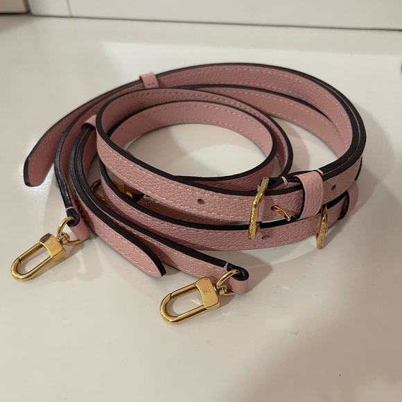 Louis Vuitton Clapton backpack straps only - Picture 5 of 5